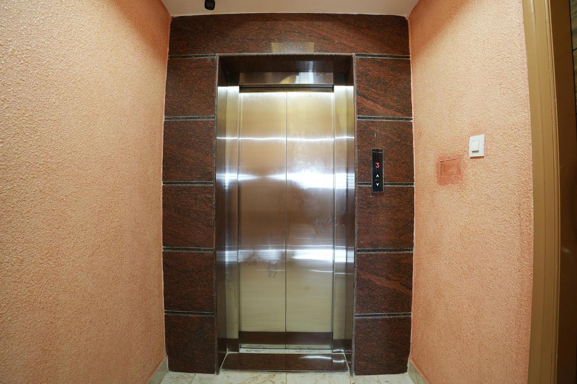Fabhotel A White Pearl Suites - Kempegowda International Airport Settahalasur Exterior photo